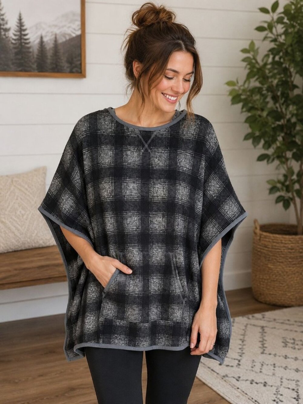 Eddie Bauer Hooded Fleece Poncho Plaid Cape Sweater Women's M/L Gray